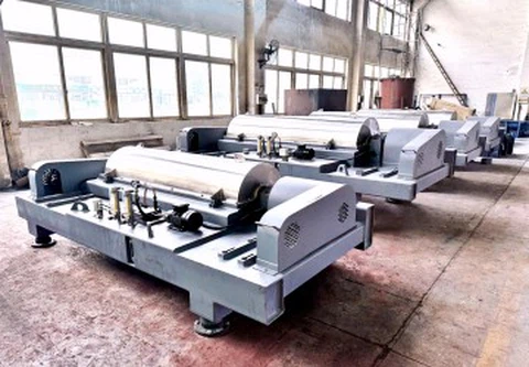 4 tk LW450 dekantertsentrifuugi tarnimine Brasiiliasse lahustuva (DDGS) kuiva...